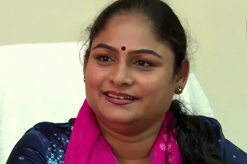 karnam malleswari to set up Academy at Srikakulam - Sakshi