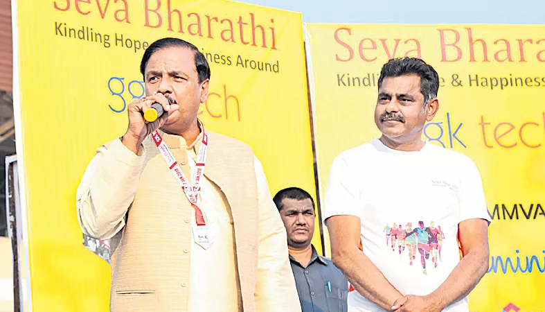 We have to achieve girls' empowerment - Sakshi