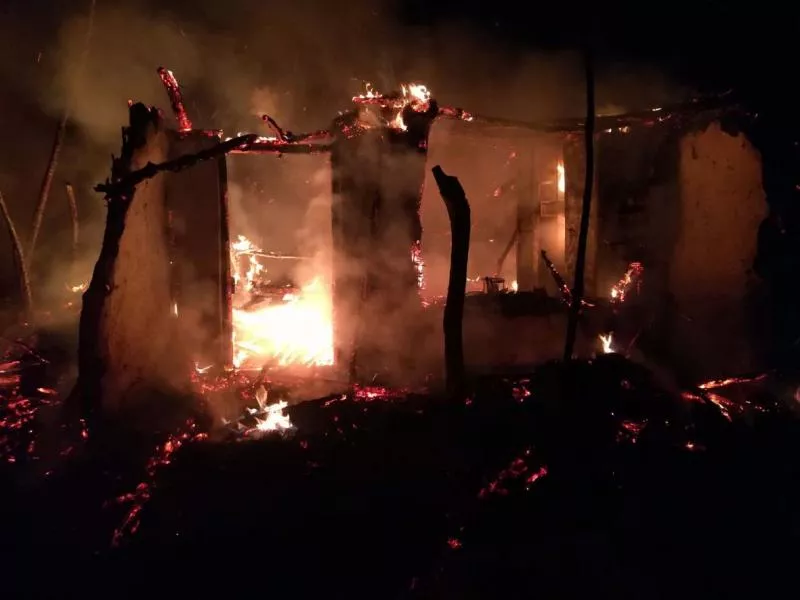 house burned in fire accident in bhadradri district - Sakshi