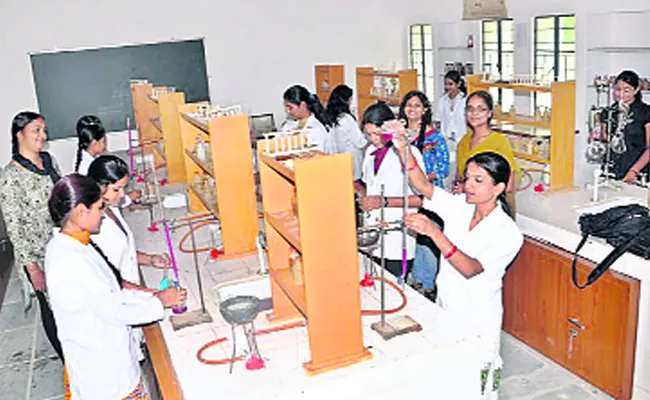 mass copying in inter practical exams - Sakshi