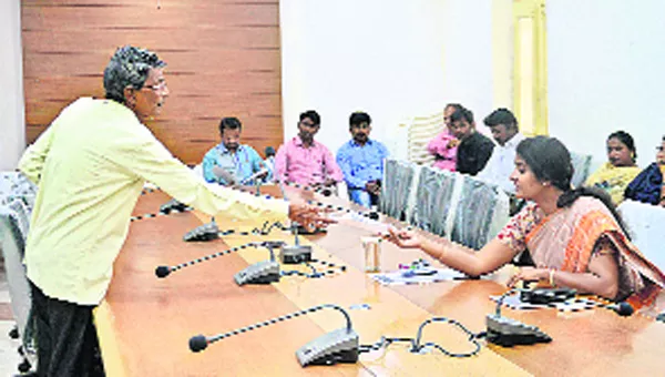 prajavani programme Joint collector received complaints from the public - Sakshi