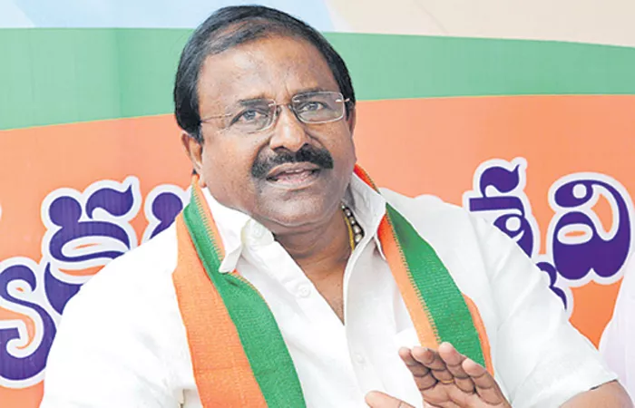 Somu Veerraju comments on CM Chandrababu - Sakshi