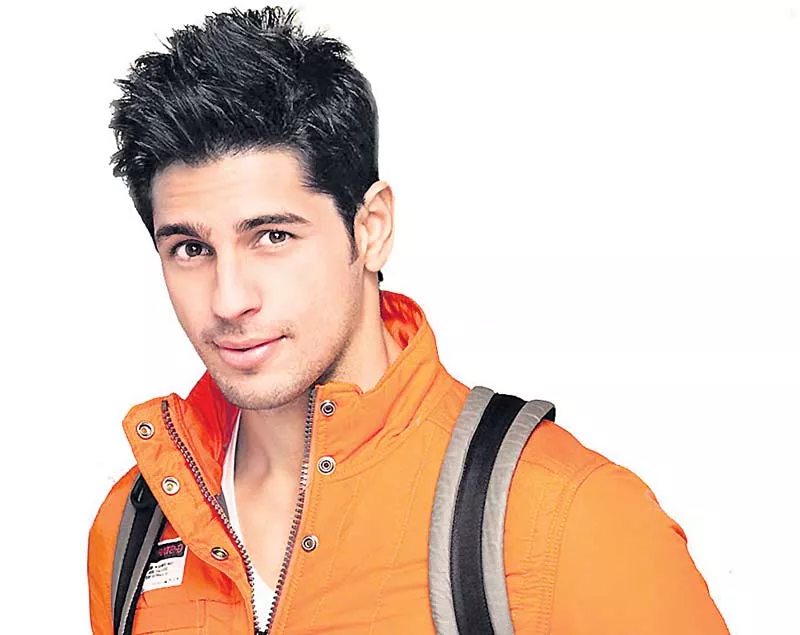 SIDHARTH MALHOTRA TO PLAY A STUDENT IN HINDI REMAKE OF HIT KANNADA FILM, KIRIK PARTY - Sakshi