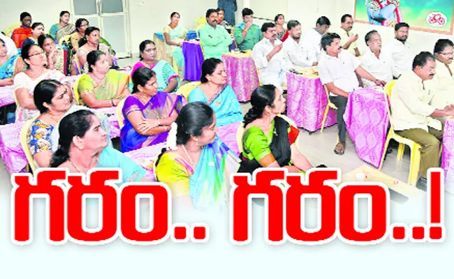 Mayor faces rebellion from own party corporators - Sakshi