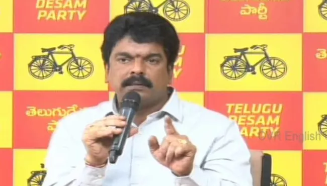 Bonda Uma Counter Attack to Somu Veerraju comment - Sakshi