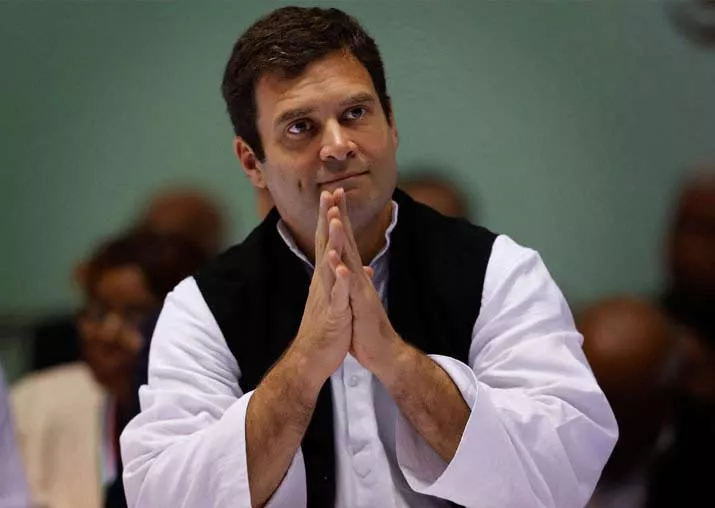 Rahul Gandhi dissolves Congress Working Committee - Sakshi