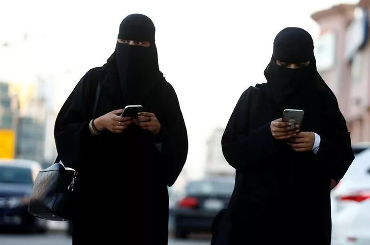 Saudi women to start own business without male permission  - Sakshi