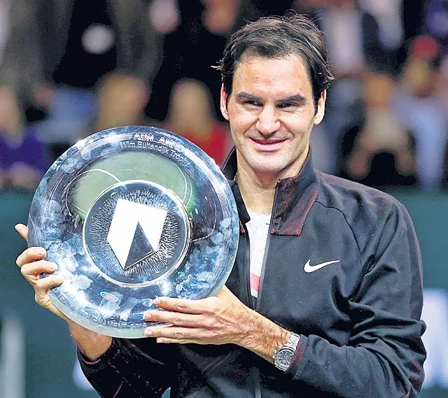 Federer eases past Dimitrov to 97th tour title  - Sakshi