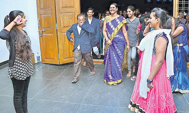 sweepers felicitated in gowlidoddi gurukul college - Sakshi