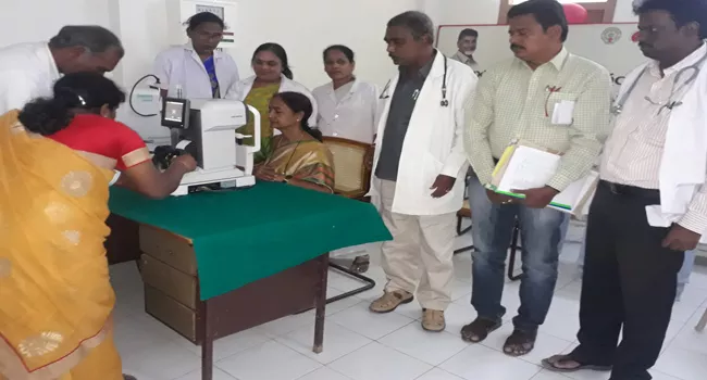 E I free eye medical checkups in CHC chittoor district - Sakshi