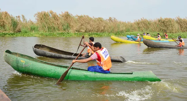 palm ducts Competitions in kolleru lake - Sakshi