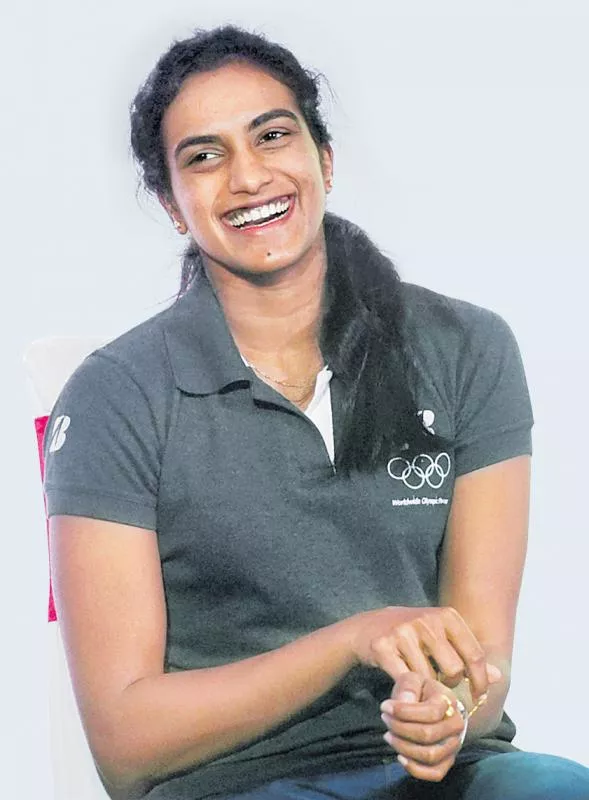 PV Sindhu tweaks training to avoid 'mental, fitness' slip-ups of 2017 - Sakshi