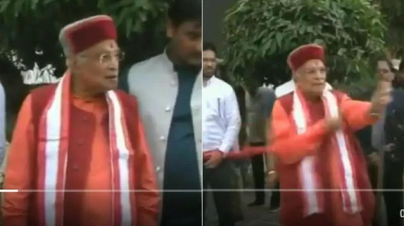 No scissors for inauguration, furious Murli Manohar Joshi tears off ribbon - Sakshi