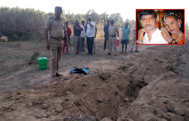 husband brutally murdered his wife in karnataka - Sakshi