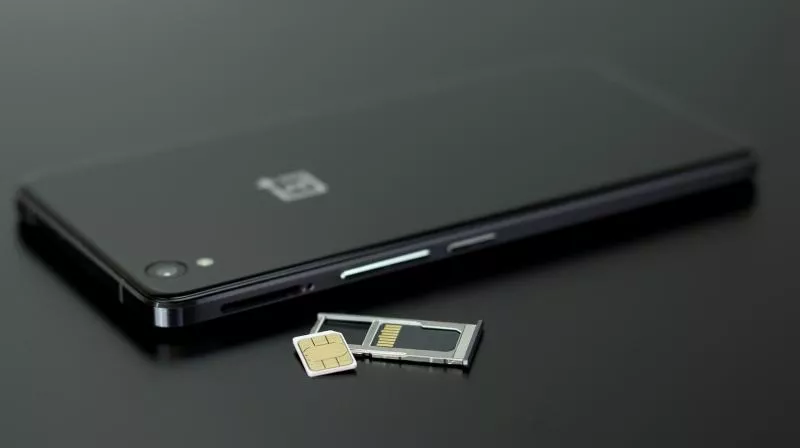 RIP SIM card: Next-gen iSIM to revolutionise the smartphone industry - Sakshi