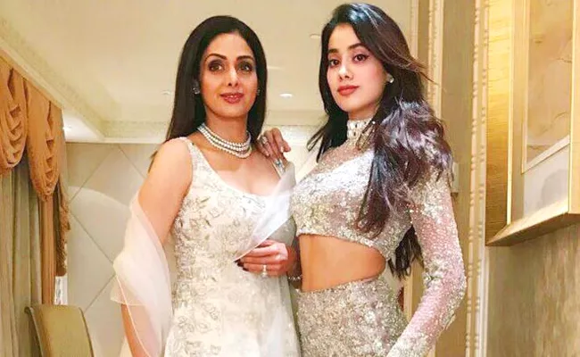 Sridevi couldn't live to see her jhanvi debut - Sakshi