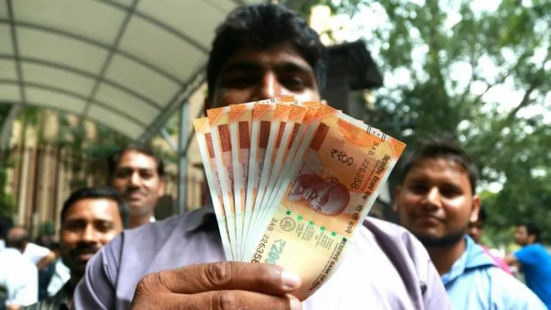 Average pay hike across India Inc is likely to be around 9.4%: Aon India  - Sakshi