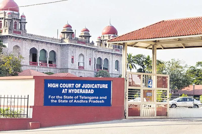 High Court advocates in anxiety - Sakshi