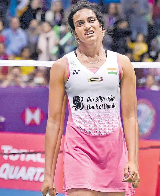 Sindhu settles for silver, loses to Zhang in final - Sakshi