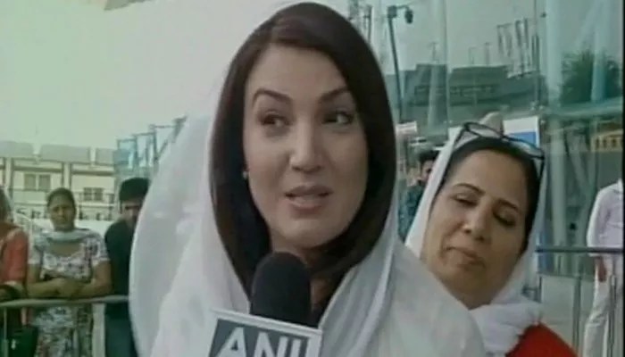 Imran Khans ex-wife Reham Khan leaves Pakistan after receiving threats - Sakshi