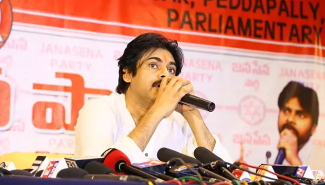 pawan kalyan plans to set up joint action committe - Sakshi