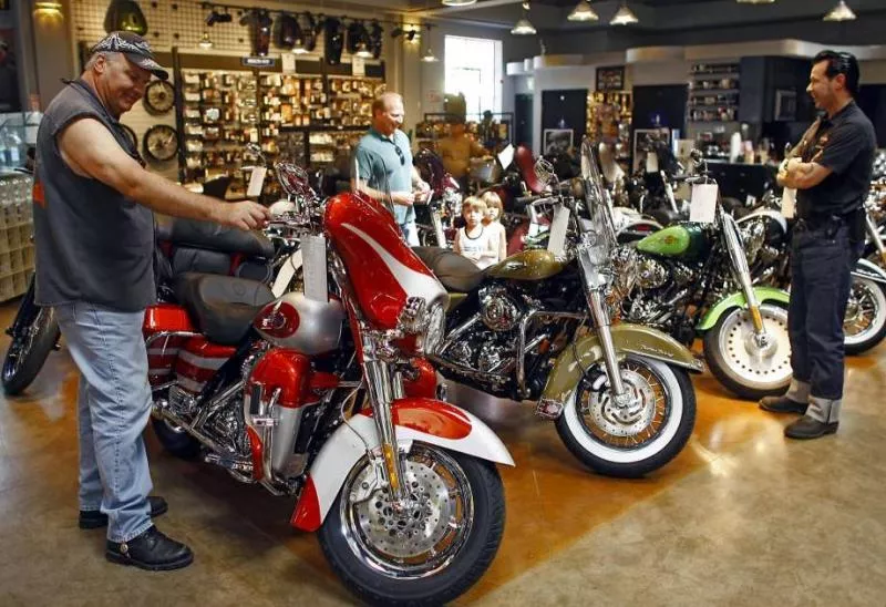 Harley-Davidson recalls 251,000 motorcycles worldwide - Sakshi