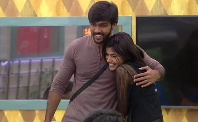 Bigg Boss Fame Arav Says About Oviya - Sakshi