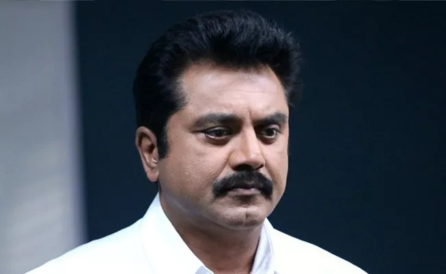 Sarath Kumar Denies Petrol Bomb Attack - Sakshi