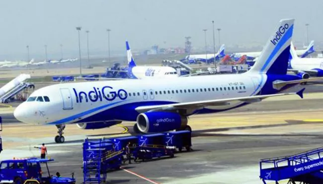 Indigo-neo aircraft has mid air shut down in Ahmedabad - Sakshi