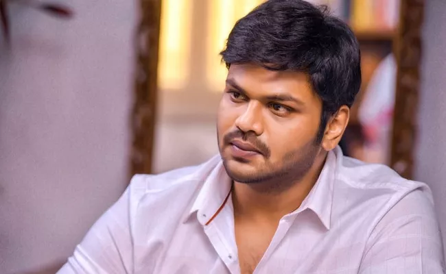 Manchu Manoj Comments on Ap Special Status - Sakshi