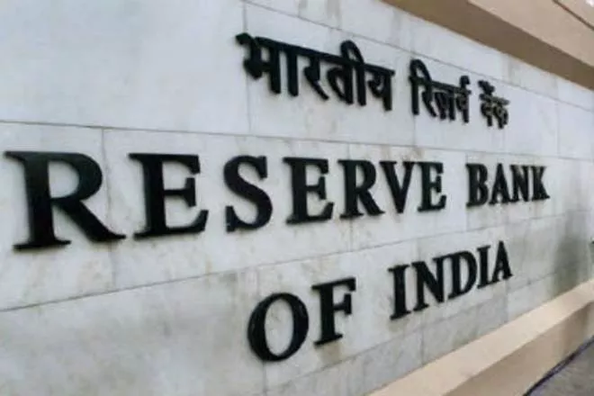 RBI discontinues LoU, LoC as trade credits - Sakshi