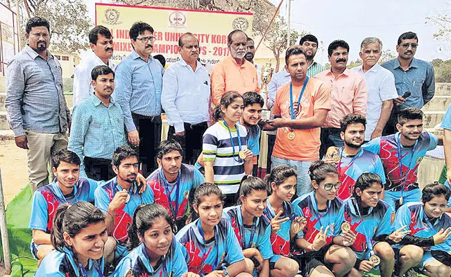 Osmania finishes as runner up in Karfball tourney - Sakshi