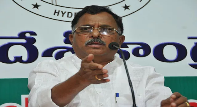 Congress Leader Mallu Ravi Fires On TRS Government Over Gandhi Bhavan Issue - Sakshi