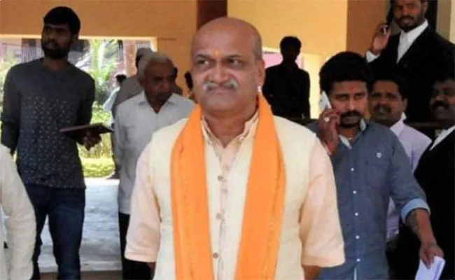 Nine Years After Mangaluru Pub Attack: Pramod Muthalik acquitted - Sakshi