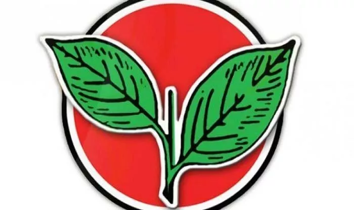 AIADMK will not support no-confidence motion - Sakshi