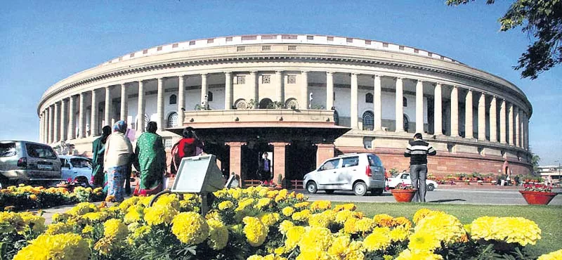 Lok Sabha passes Bill to exempt political parties from scrutiny on foreign funds, without debate - Sakshi