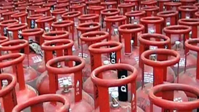 LPG Prices Slashed  - Sakshi