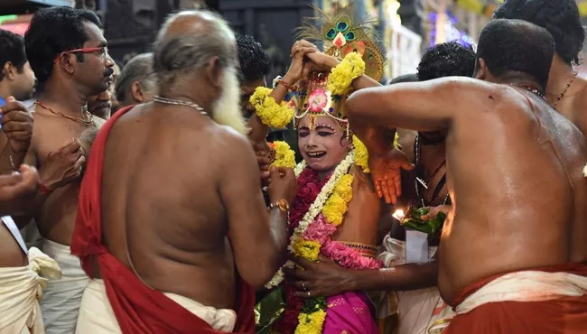 Kerala Attukal Devi temple Ritual Kuthiyottam - Sakshi