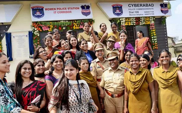 Telangana Govt  Neglecting Women Police stations - Sakshi