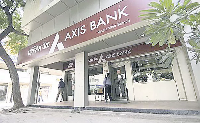 No new bank guarantee from Axis Bank to be accepted says DoT - Sakshi