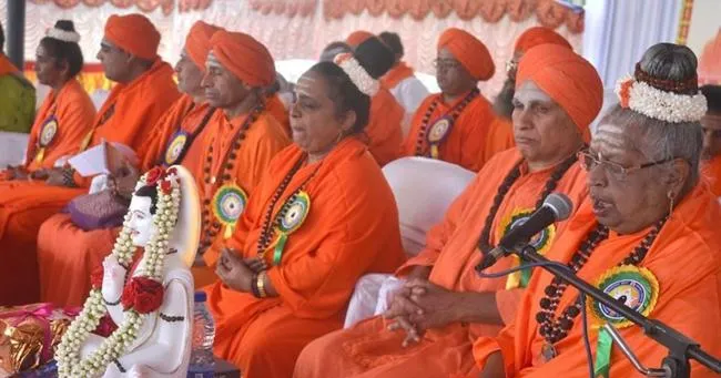 Karnataka to recognise Lingayats as separate religion - Sakshi