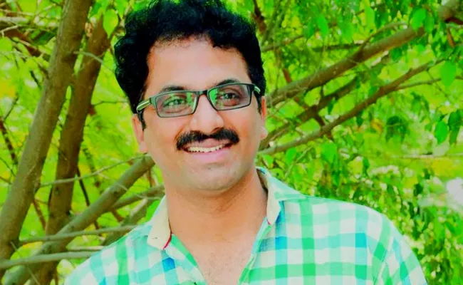 Bhaagamathie Director Ashok Next an International Period film - Sakshi