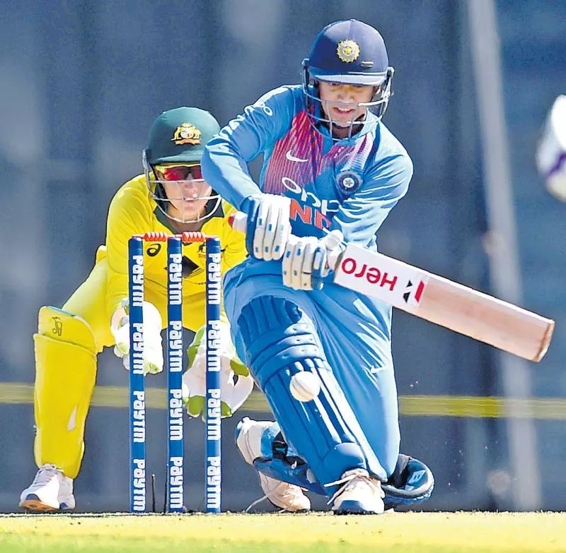 Indian women lose again - Sakshi