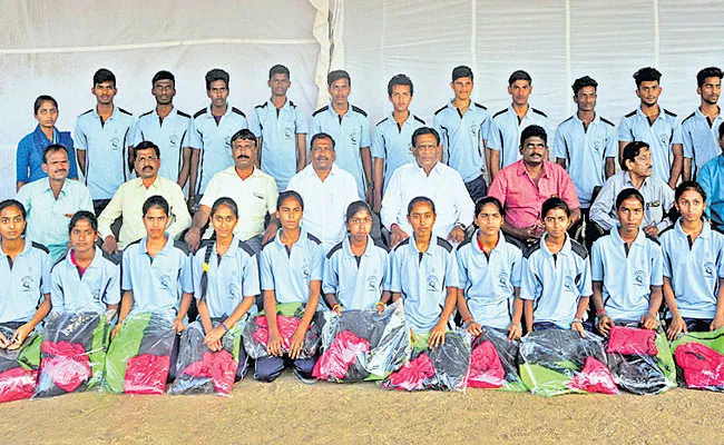 Telangana Kho Kho teams announced - Sakshi