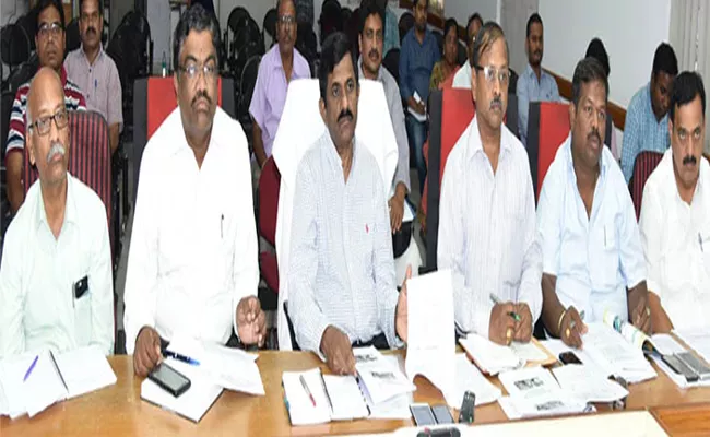 Meeting On Rabi Season Crop Purchase - Sakshi