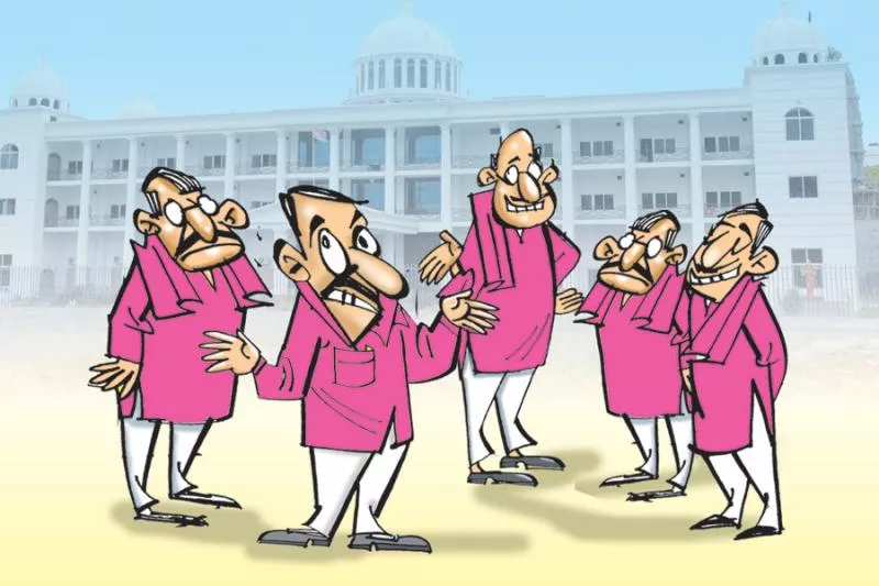 Cold war betweet TRS MLAs and MLCs - Sakshi