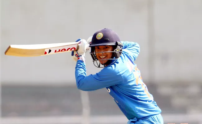 Smriti Mandhana Fastest Fifty - Sakshi