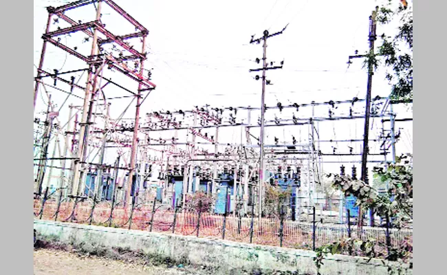 Power Line Wires Damage In Kurnool District - Sakshi