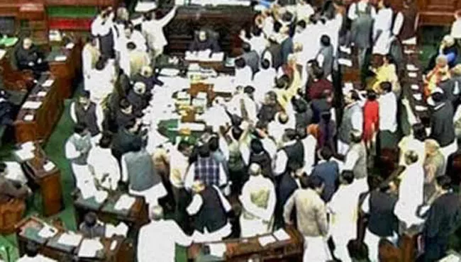 Without Taking No Confidence Notices Speaker Adjourned Lok Sabha - Sakshi