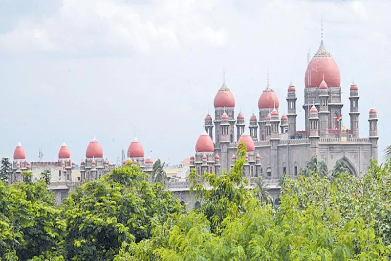 High Court question to Wakfbord - Sakshi